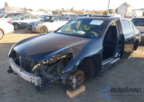 2013 Infiniti G37 Journey z USA, uszkodzony, nr VIN JN1CV6AP9DM303504